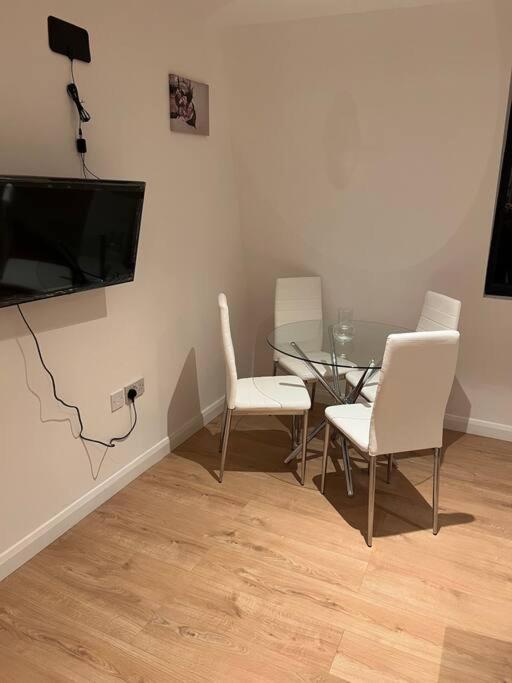 010- Lovely One Bedroom In Ealing F6 Exterior photo